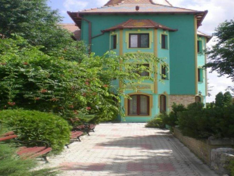 Vinski Dvor Palić Buitenkant foto