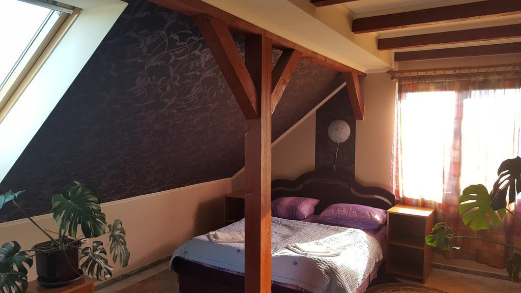 Vinski Dvor Palić Buitenkant foto