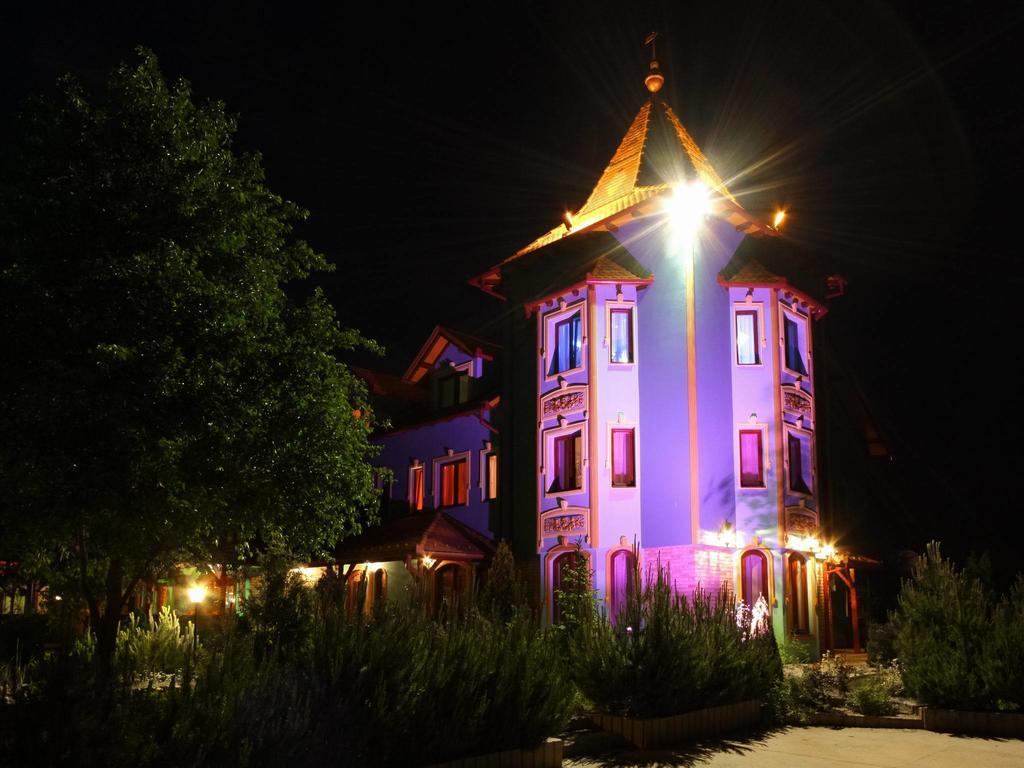 Vinski Dvor Palić Buitenkant foto